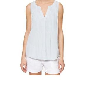 Sanctuary NWT pleated sleeveless buttondown top XL